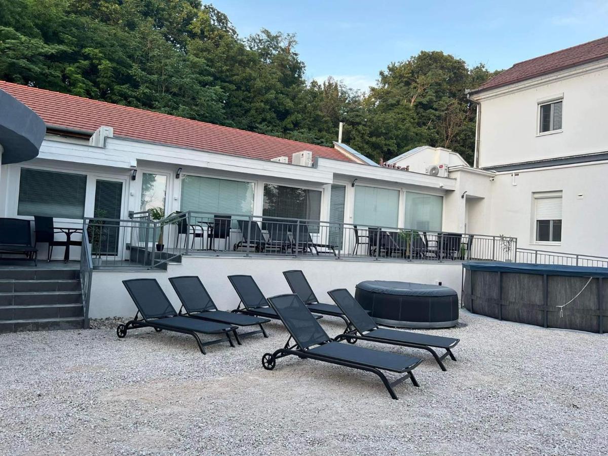 Kinizsi Udvar Apartmanház Balatonboglár Dış mekan fotoğraf