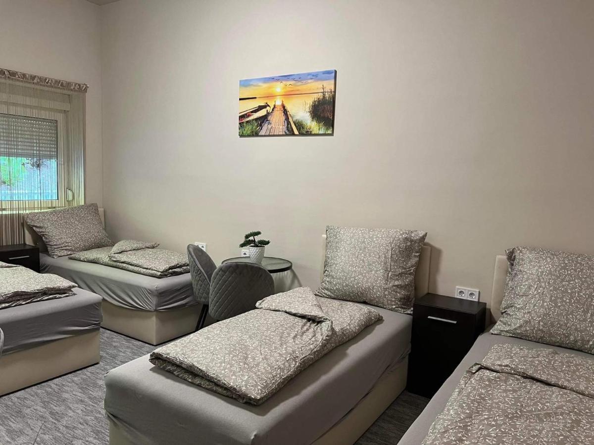 Kinizsi Udvar Apartmanház Balatonboglár Dış mekan fotoğraf