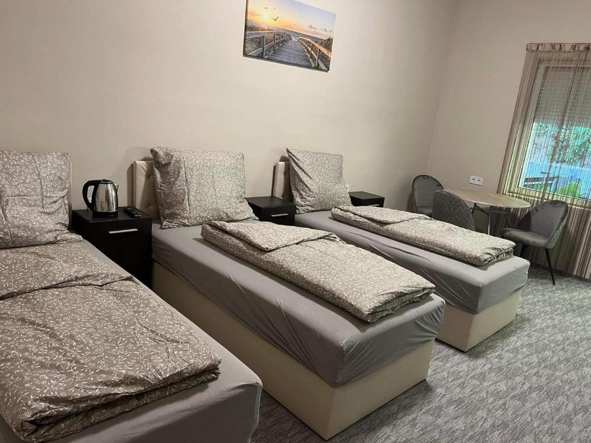 Kinizsi Udvar Apartmanház Balatonboglár Dış mekan fotoğraf