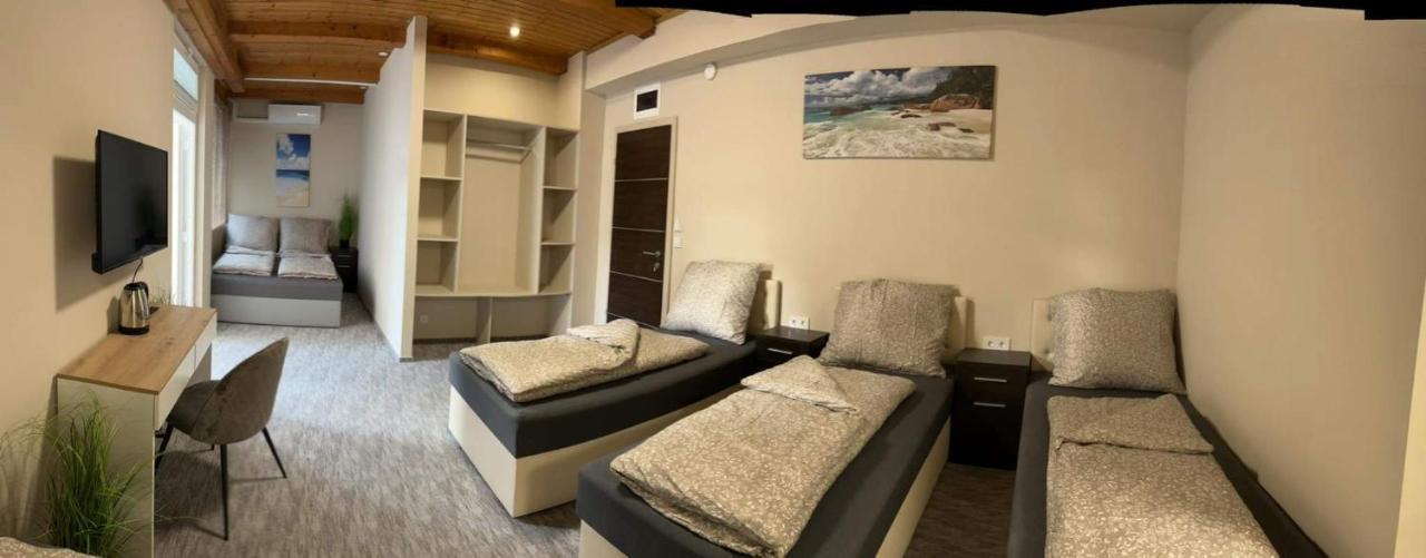 Kinizsi Udvar Apartmanház Balatonboglár Dış mekan fotoğraf