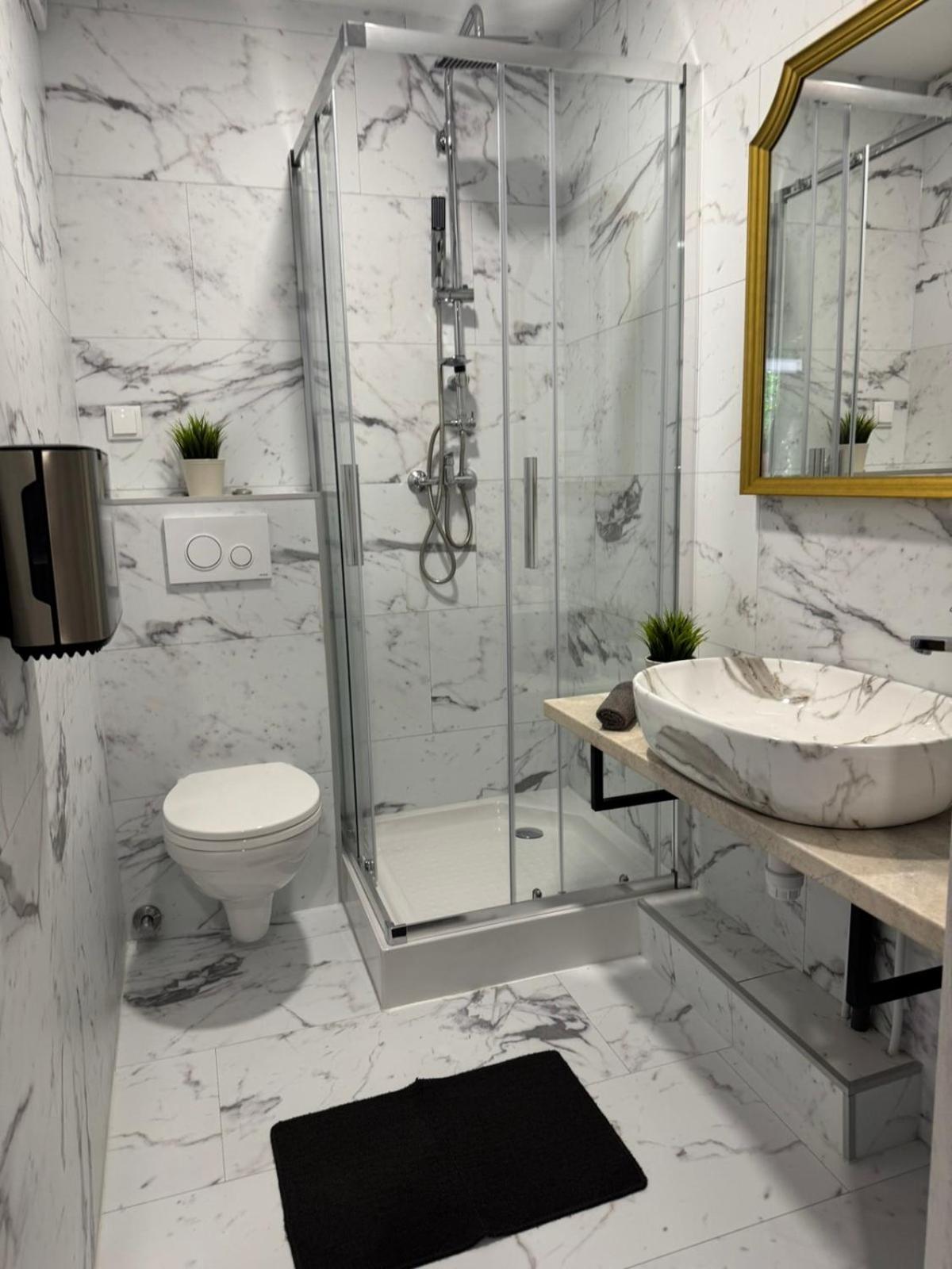 Kinizsi Udvar Apartmanház Balatonboglár Dış mekan fotoğraf