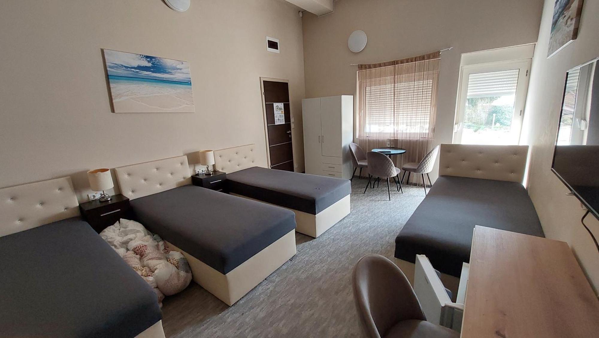 Kinizsi Udvar Apartmanház Balatonboglár Dış mekan fotoğraf