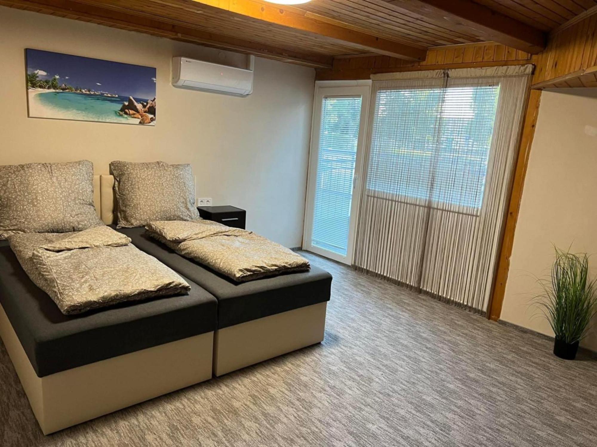 Kinizsi Udvar Apartmanház Balatonboglár Dış mekan fotoğraf